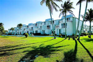 200 Periwinkle Way UNIT 128, Sanibel, FL 33957, Sold 03/15/19