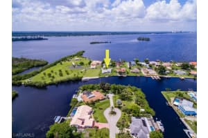 2036 Club House Rd, North Fort Myers, FL 33917, Sold 05/22/19