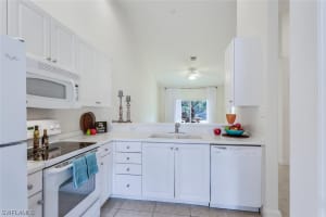 3505 Avion Woods Ct, Naples, FL 34104, Sold 08/29/19