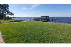 3225 E Riverside Dr, Fort Myers, FL 33916, Sold 03/04/19