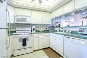 400 Lenell Rd APT 603, Fort Myers Beach, FL 33931, Sold 05/03/19