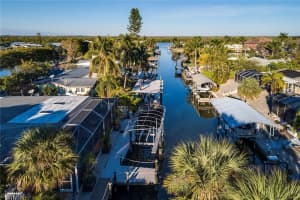 1 Glenview Manor Dr, Fort Myers Beach, FL 33931, Sold 06/10/19