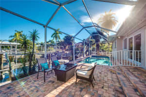 1 Glenview Manor Dr, Fort Myers Beach, FL 33931, Sold 06/10/19
