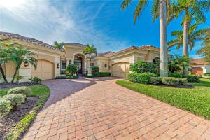 6930 Lakewood Isle Dr, Fort Myers, FL 33908, Sold 09/25/19