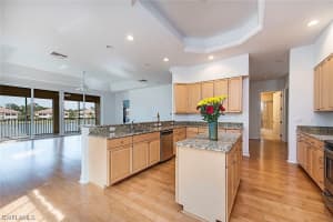 7120 Lemuria Cir, Naples, FL 34109, Sold 04/16/19