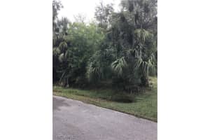 4618 San Antonio Ln, Bonita Springs, FL 34134, Sold 04/30/19