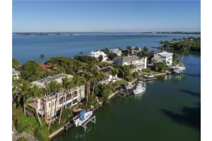1237 Isabel Dr, Sanibel, FL 33957, Sold 12/18/20