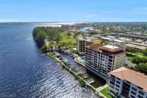 4015 SE 20th Pl APT 502, Cape Coral, FL 33904, Sold 04/17/19