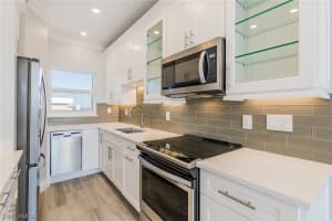 140 Seaview Ct, Marco Island, FL 34145, Sold 03/31/20