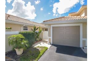 347 Emerald Bay Cir, Naples, FL 34110, Sold 04/05/19