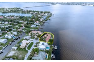 399 Keenan Ave, Fort Myers, FL 33919, Sold 12/10/19
