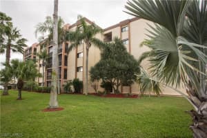 2121 Collier Ave APT 220, Fort Myers, FL 33901, Sold 07/01/19