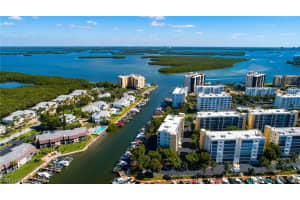 4421 Bay Beach Ln APT 644, Fort Myers Beach, FL 33931, Sold 04/26/19