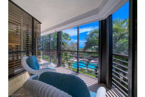 2501 W Gulf Dr UNIT 204, Sanibel, FL 33957, Sold 04/08/19