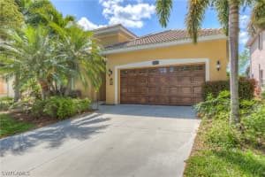 9651 Las Casas Dr, Fort Myers, FL 33919, Sold 06/28/19