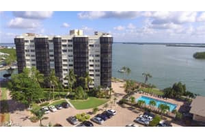 4265 Bay Beach Ln APT 226, Fort Myers Beach, FL 33931, Sold 04/25/19