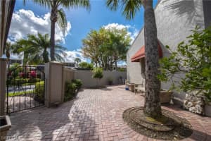 173 Bears Paw Trail, Naples, FL 34105, Sold 05/30/19