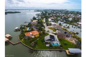 660 Randy Ln, Fort Myers Beach, FL 33931, Sold 03/09/20