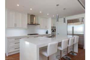 13915 Old Coast Rd, Naples, FL 34110, Sold 10/02/20