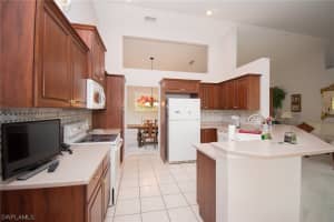 2220 Hawksridge Dr, Naples, FL 34105, Sold 01/07/20