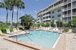 12945 Vanderbilt Dr, Naples, FL 34110, Sold 08/01/19