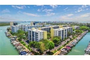 4451 Bay Beach Ln, Fort Myers Beach, FL 33931, Sold 06/29/20