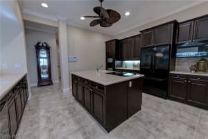 401 Mallory Ct, Naples, FL 34110, Sold 06/28/19