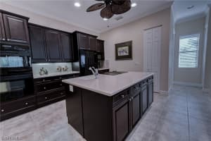 401 Mallory Ct, Naples, FL 34110, Sold 06/28/19