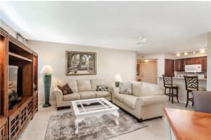 8940 Colonnades Ct E, Bonita Springs, FL 34135, Sold 10/10/19