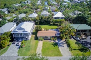 774 Pan Am Ave, Naples, FL 34110, Sold 03/05/20
