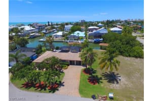 119 Sea Horse Ln, Fort Myers Beach, FL 33931, Sold 07/12/19