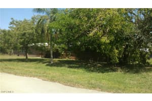 4634 Del Rio Ln, Bonita Springs, FL 34134, Sold 06/14/19