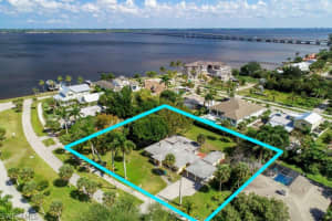 1221 Donna Dr, Fort Myers, FL 33919, Sold 06/07/19
