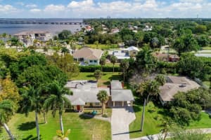 1221 Donna Dr, Fort Myers, FL 33919, Sold 06/07/19