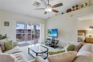 681 W Elkcam Cir, Marco Island, FL 34145, Sold 04/08/20
