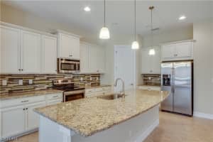 10191 Avonleigh Dr, Bonita Springs, FL 34135, Sold 10/30/19