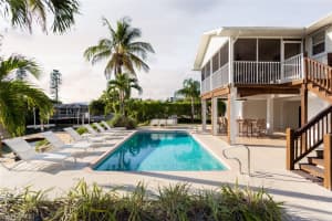 121 Sand Dollar Dr, Fort Myers Beach, FL 33931, Sold 01/30/20