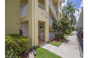 8294 Key Royal Cir, Naples, FL 34119, Sold 09/12/19