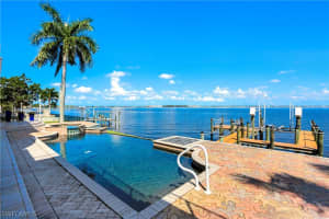 5820 Riverside Ln, Fort Myers, FL 33919, Sold 08/16/19