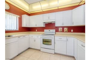 806 Arbor Lake Dr, Naples, FL 34110, Sold 11/01/19