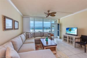 220 Seaview Ct, Marco Island, FL 34145, Sold 01/10/20