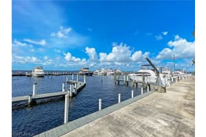 2350 W First St APT 801, Fort Myers, FL 33901, Sold 12/17/20