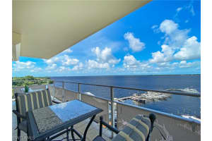 2350 W First St APT 801, Fort Myers, FL 33901, Sold 12/17/20