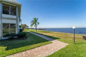3225 E Riverside Dr, Fort Myers, FL 33916, Sold 10/31/19