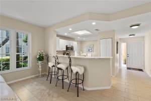 437 Wiggins Lake Ct, Naples, FL 34110, Sold 08/19/19