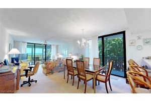 651 E Gulf Dr UNIT 114, Sanibel, FL 33957, Sold 12/16/19