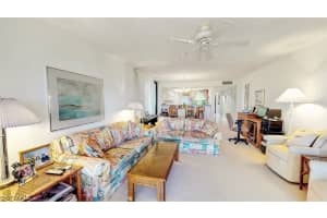 651 E Gulf Dr UNIT 114, Sanibel, FL 33957, Sold 12/16/19