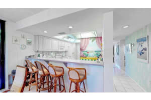 651 E Gulf Dr UNIT 114, Sanibel, FL 33957, Sold 12/16/19