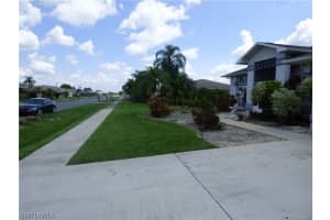 271 Richmond Ave S, Lehigh Acres, FL 33936, Sold 09/25/19