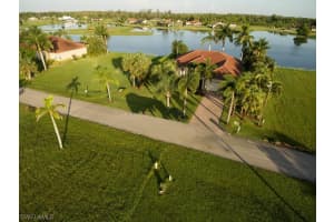 18031 Royal Tree Pkwy, Naples, FL 34114, Sold 10/31/19